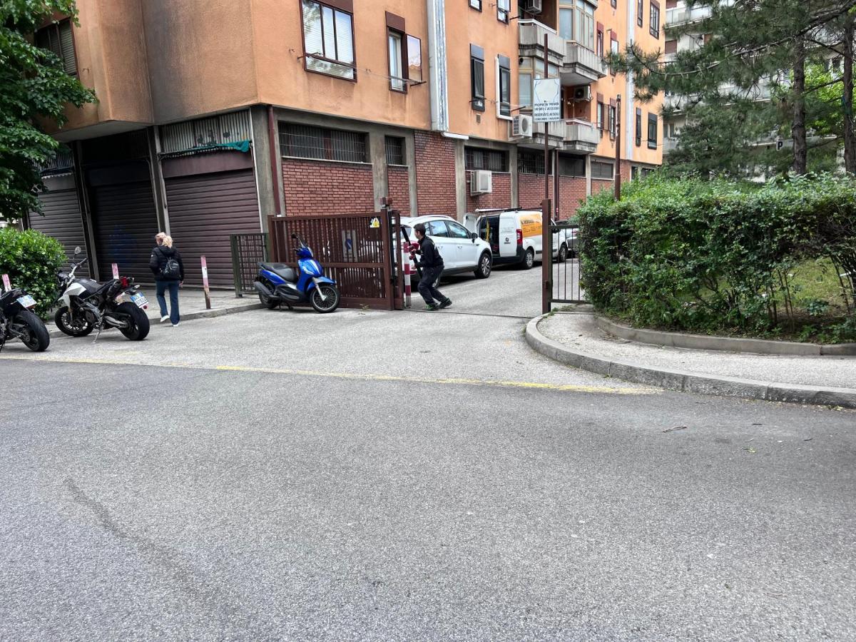 Ultimo Piano Con Parcheggio Apartman Trieszt Kültér fotó