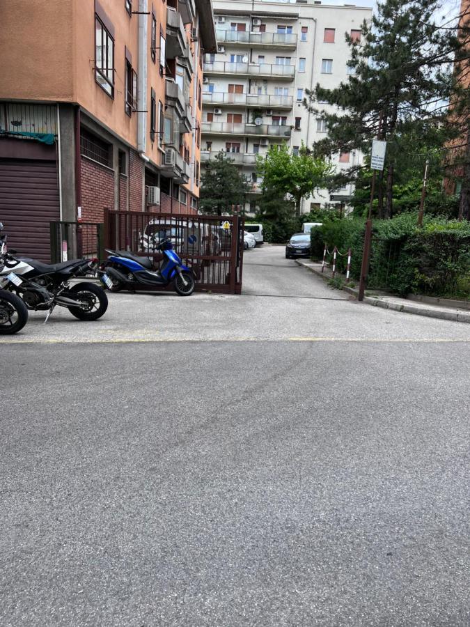 Ultimo Piano Con Parcheggio Apartman Trieszt Kültér fotó